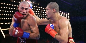 Xander Zayas settled for a unanimous decision victory over Damian Sosa